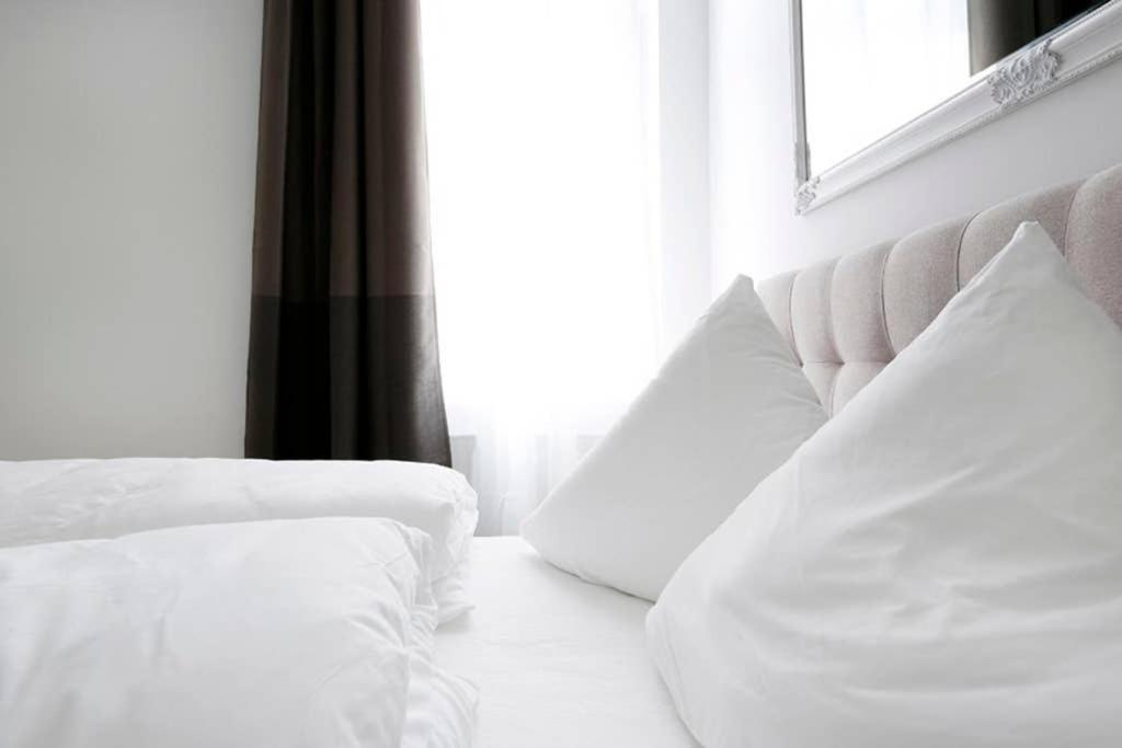 Sc 06 By Rockchair Apartments L Superhost Status L 4 Bedrooms Boxspringbeds 2 Bathrooms Balcony Elevator - Cozy Family & Business Flair Welcomes You! Берлін Екстер'єр фото