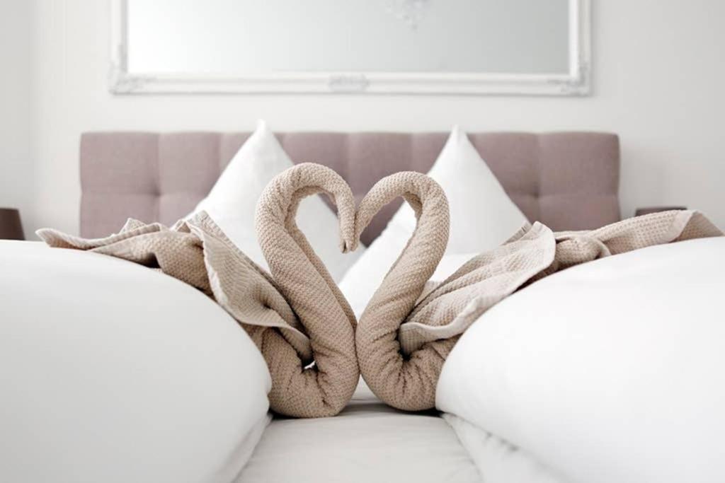 Sc 06 By Rockchair Apartments L Superhost Status L 4 Bedrooms Boxspringbeds 2 Bathrooms Balcony Elevator - Cozy Family & Business Flair Welcomes You! Берлін Екстер'єр фото