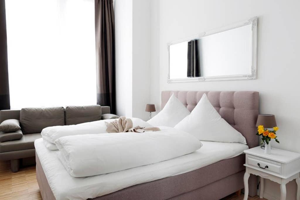 Sc 06 By Rockchair Apartments L Superhost Status L 4 Bedrooms Boxspringbeds 2 Bathrooms Balcony Elevator - Cozy Family & Business Flair Welcomes You! Берлін Екстер'єр фото